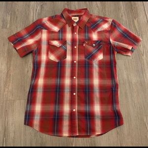 Levi’s short sleeve button down shirt